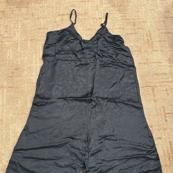 NWT ATHLETA Calm Cool Sleep Romper Black - Picture 3 of 6